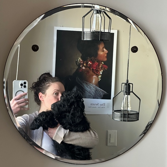 Meet your Posher, Adriana - Picture 1 of 1